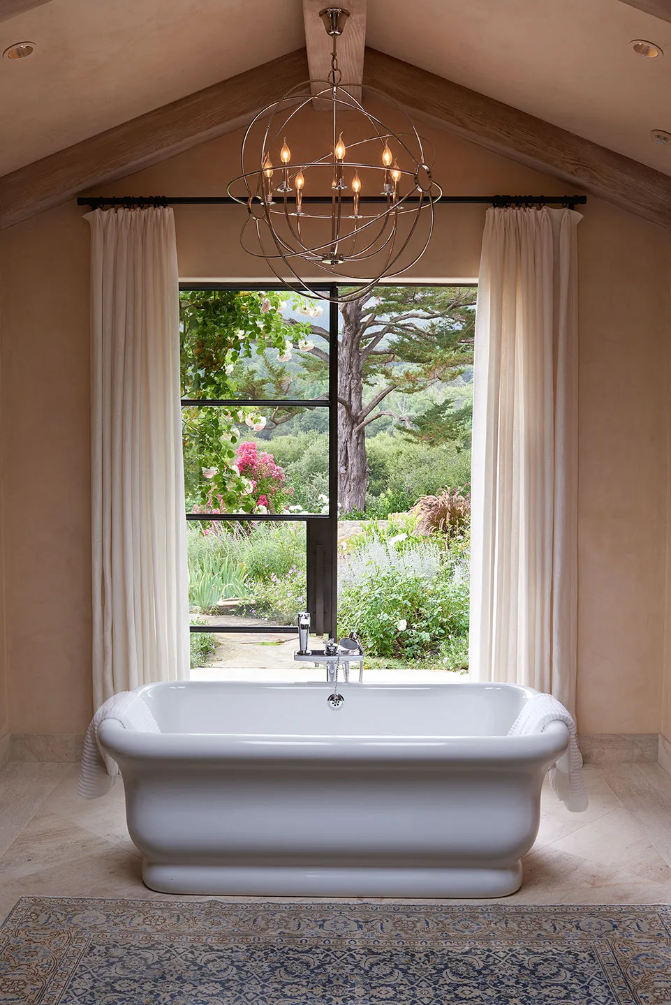 Bath-Tub