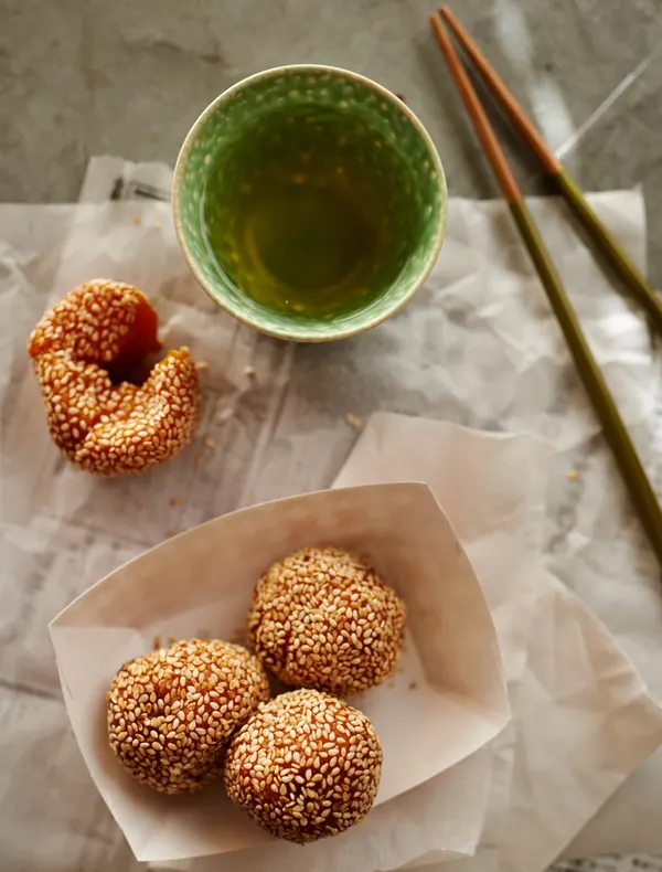 Sesame Wonton Buns