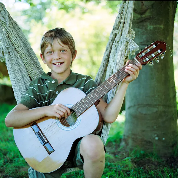 Guitar Practice, Germany