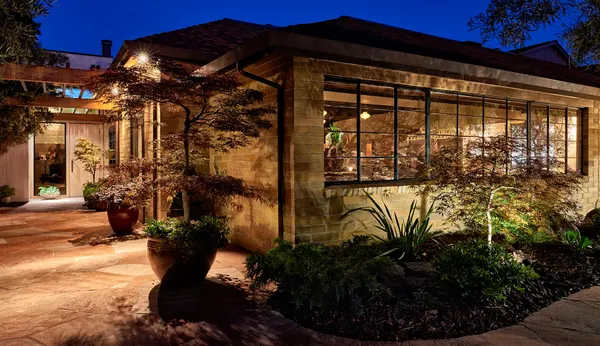 Manresa_Exterior