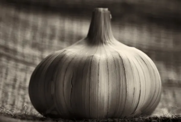 Garlic, whole